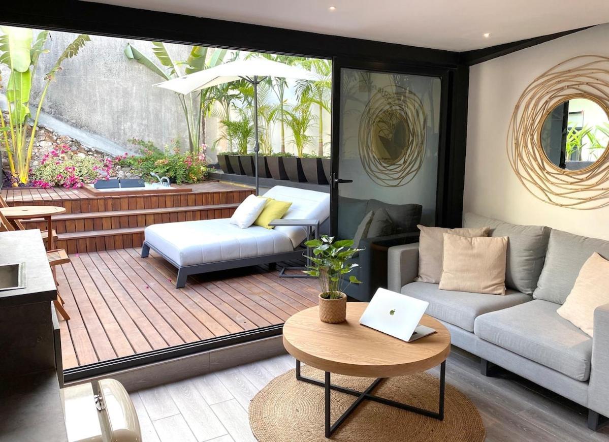 Amazinn Places Casco Viejo Private Rooftop And Jacuzzi Panama City